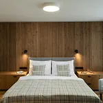 Aldrov Aparthotel