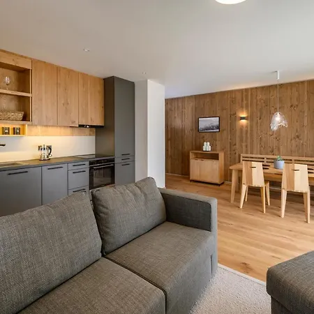 Aparthotel Aldrov