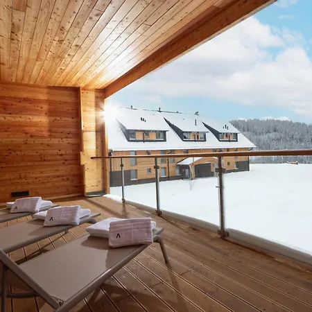 Aldrov Aparthotel 4*