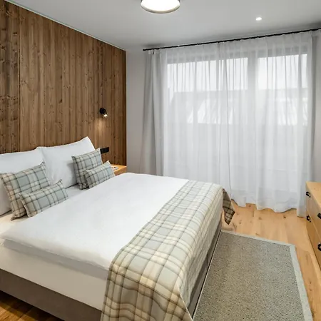Aldrov Aparthotel