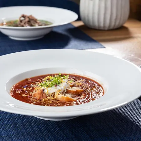 Aldrov Aparthotel 4*